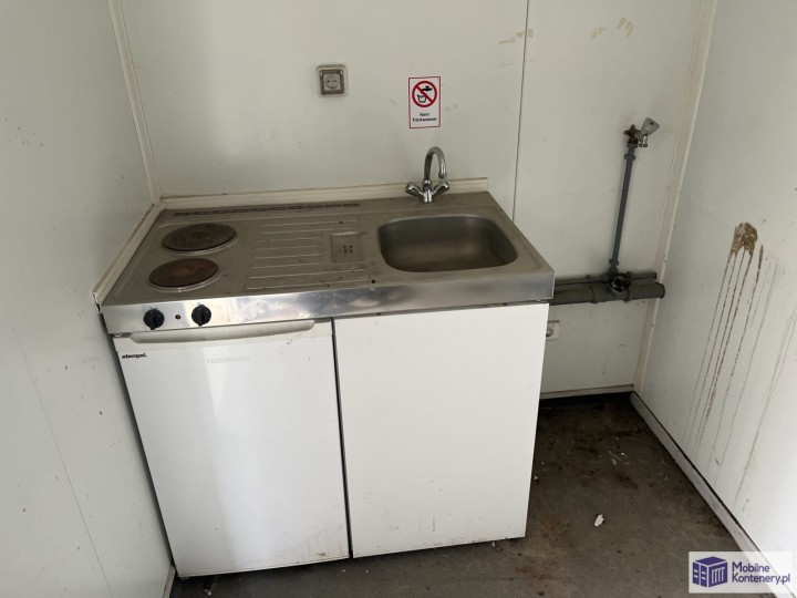 MK5640-kontener-sanitarny-9.jpg