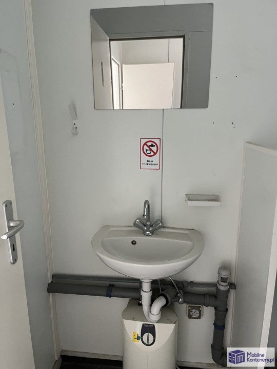 MK5640-kontener-sanitarny-12.jpg