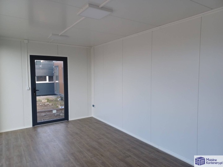 MK4599-kontener-pawilon-handlowy-19-min.jpg