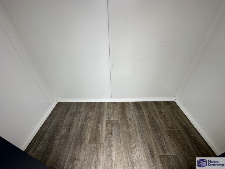 MK7510-kontener-na-dzialke-11-min.jpg
