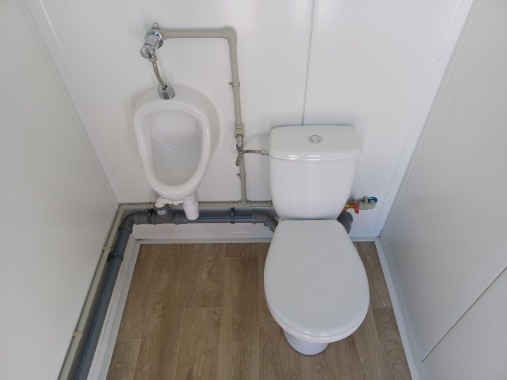 MK4220-kontener-sanitarny-9.jpg
