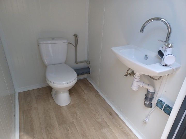 MK4170-kontener-sanitarny-5.jpg
