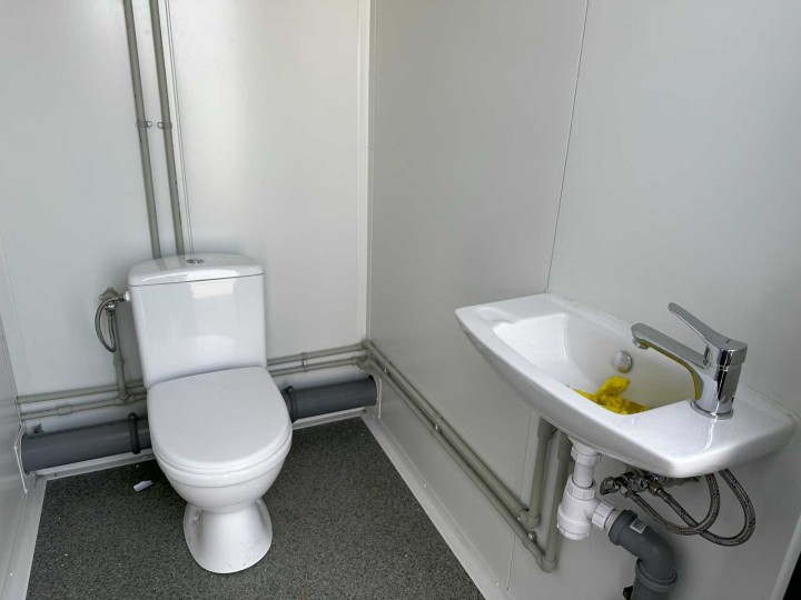 MK6382-kontener-sanitarny-7-min.jpg