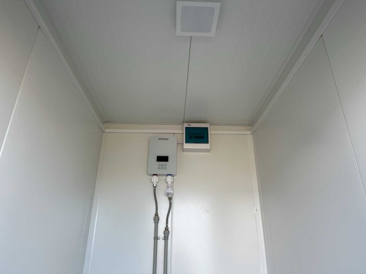 MK6382-kontener-sanitarny-8-min.jpg